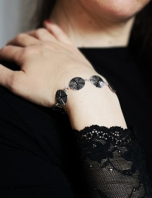 Sardinian "Sa Pintadera" silver bracelet