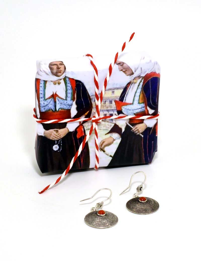 Sardinian silver "corbula" earrings with coral