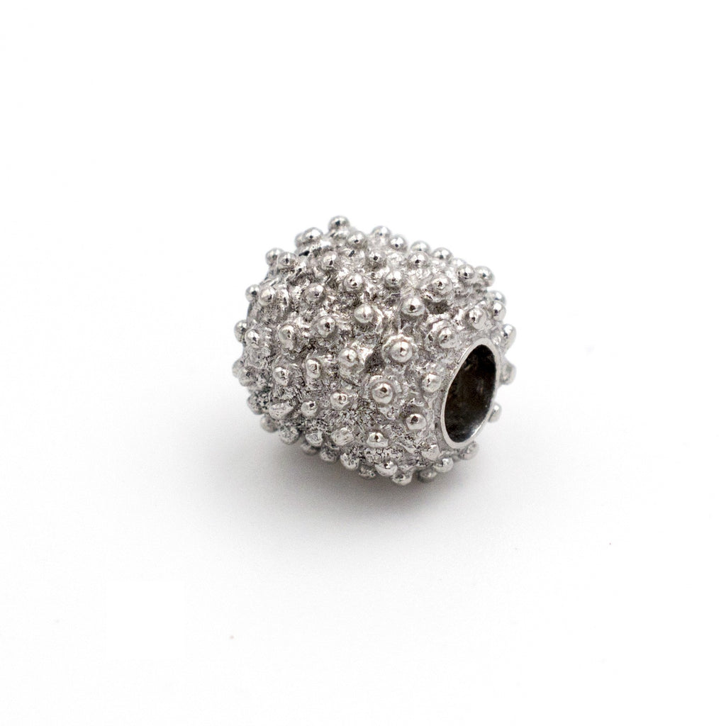 Charm sardo pallina granulata in argento