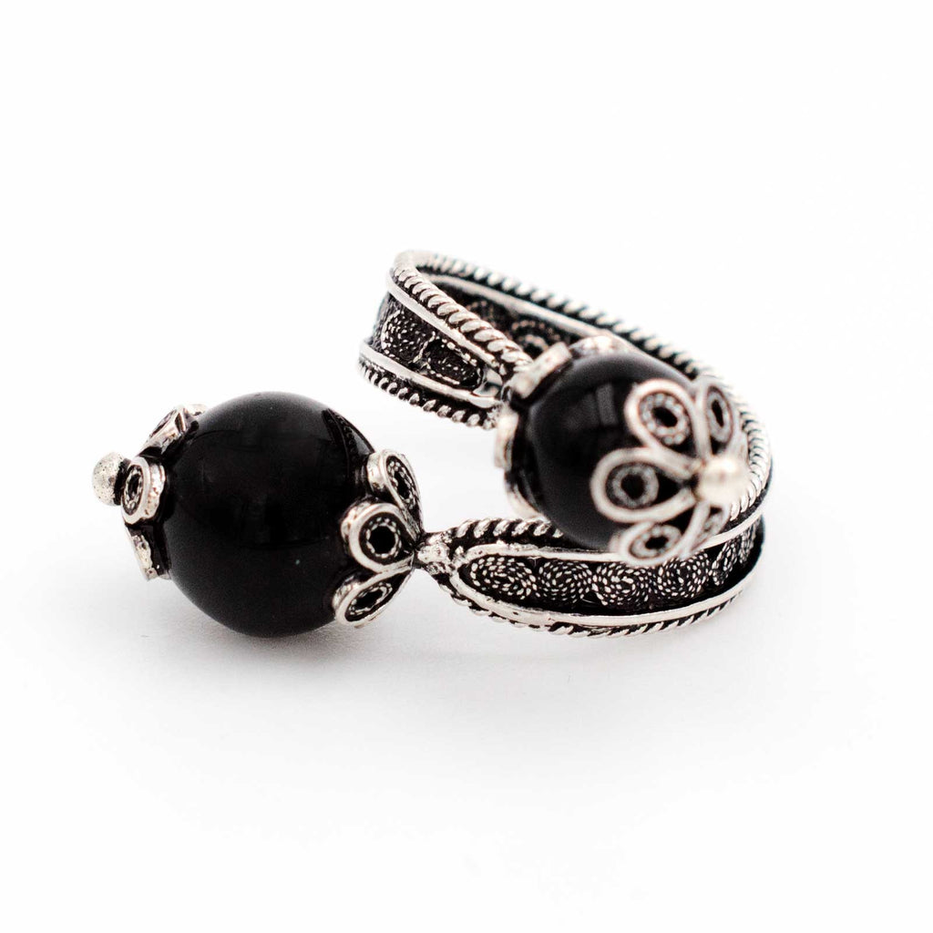 Anello sardo in filigrana d'argento con kokkos