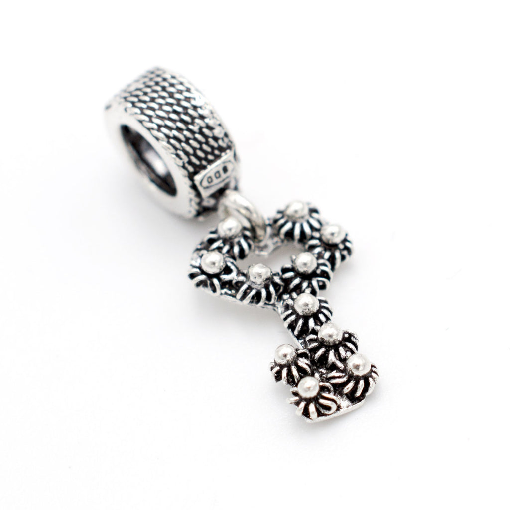 Charm sardo chiave pendente in argento