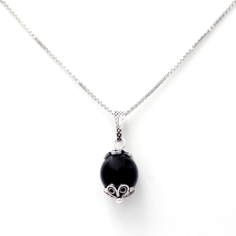 Catenina con ciondolo sardo kokkos 10 mm con catenina in argento