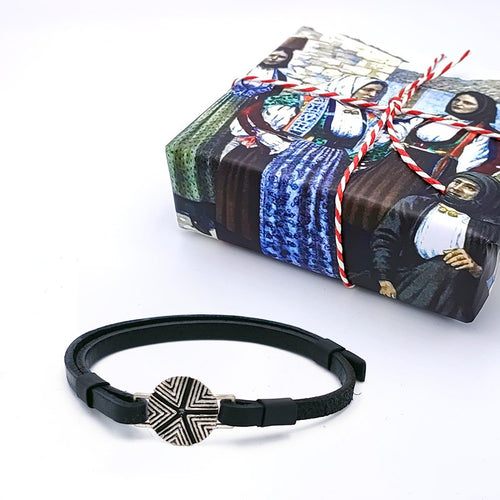 Sardinian leather bracelet with silver Pintadera