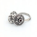 Anello in filigrana d'argento con bottoni sardi