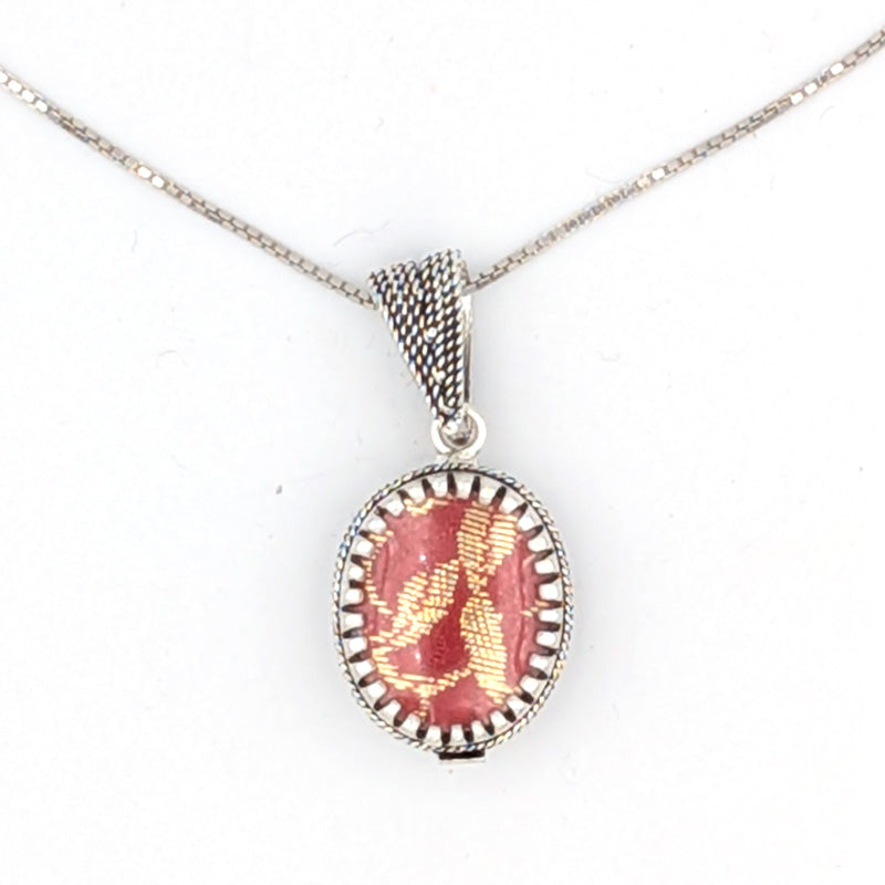 Catenina con ciondolo sardo ovale in argento con broccato e Occhio di Santa Lucia